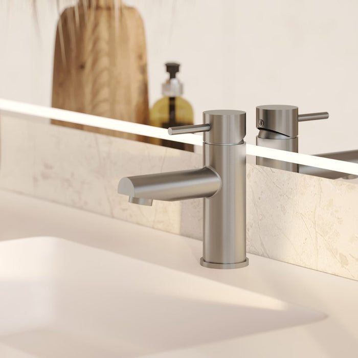 Single hole sink faucet VOLARE Collection